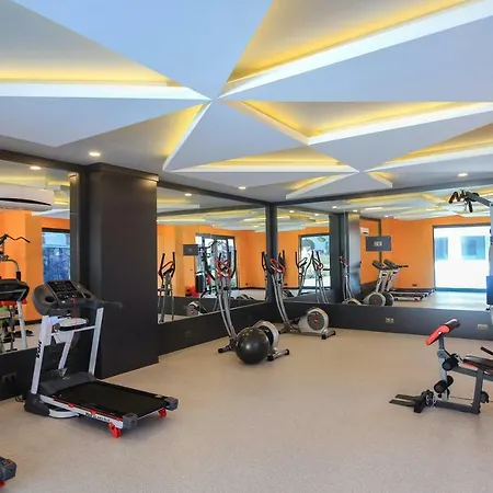 Twin Towers, Sauna, Swimming Pool, Ajax F Holidays