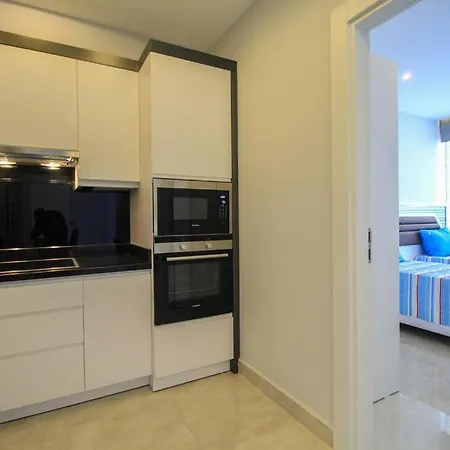 Apartamento Twin Towers, Sauna, Swimming Pool, Ajax F Holidays *