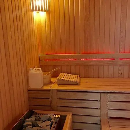 Twin Towers, Sauna, Swimming Pool, Ajax F Holidays Apartamento